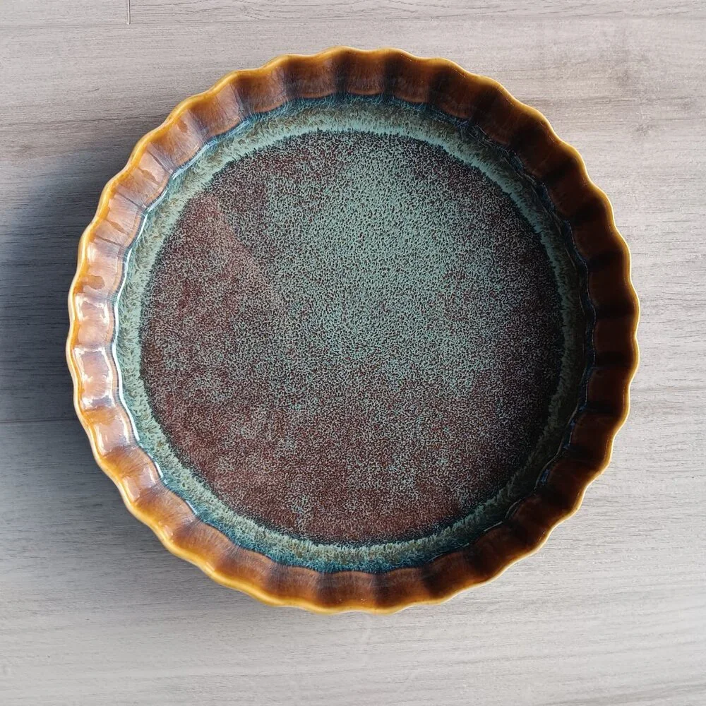 New Ceramic Fluted Round Baking Serving Dish Seamist Glaze Brown Blue 9